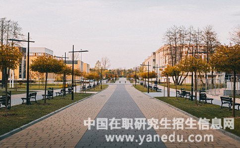 2018年天津大学在职研究生几月份开始报名？